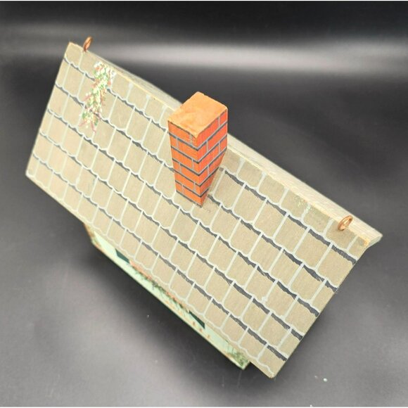 Vintage Birdhouse Green Hand-Painted Wooden Cottage Chimney Windows CM2034 - Picture 13 of 13